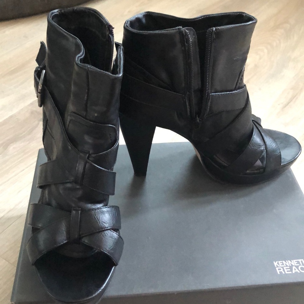 Madden Girl used booties